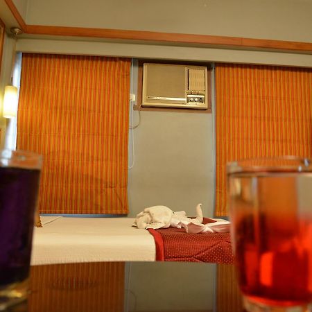 Sree Bharani Hotels Tirunelveli Buitenkant foto