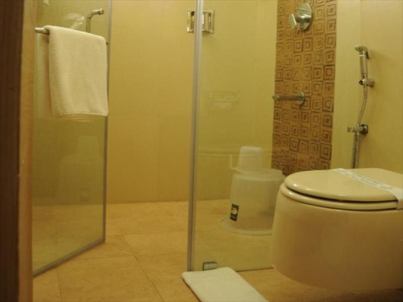 Sree Bharani Hotels Tirunelveli Buitenkant foto