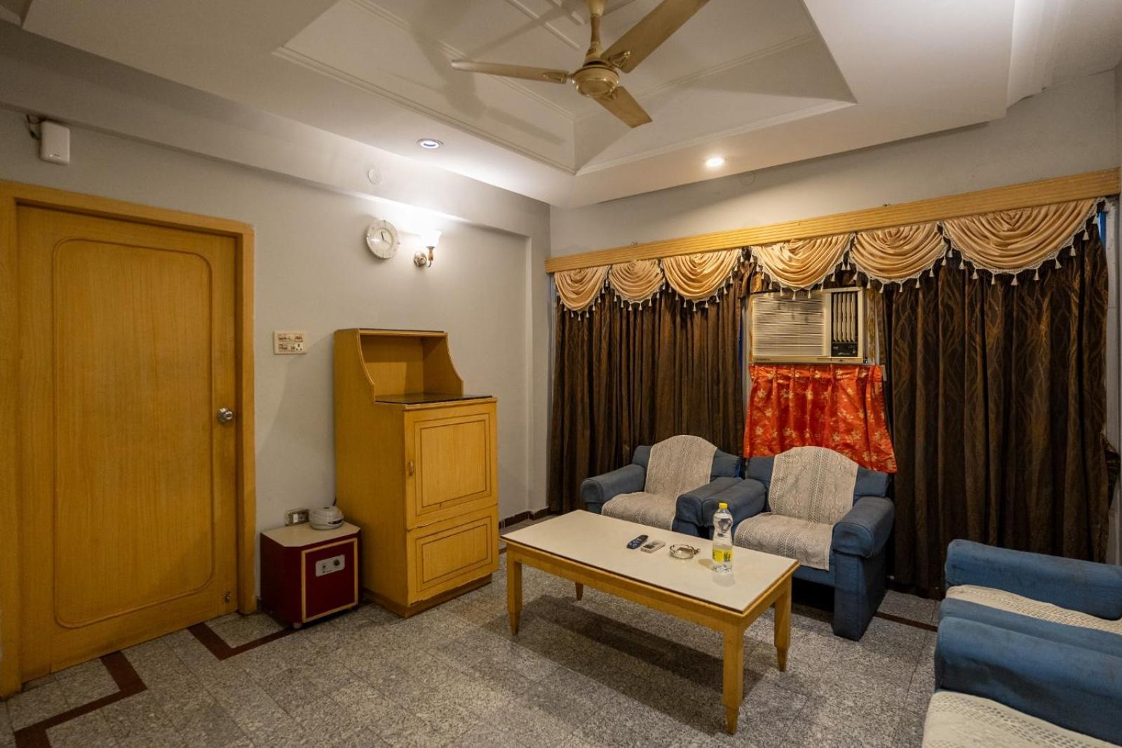 Sree Bharani Hotels Tirunelveli Buitenkant foto
