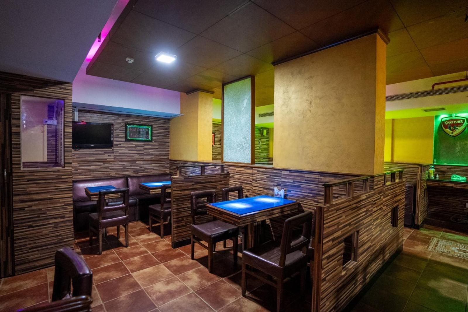 Sree Bharani Hotels Tirunelveli Buitenkant foto